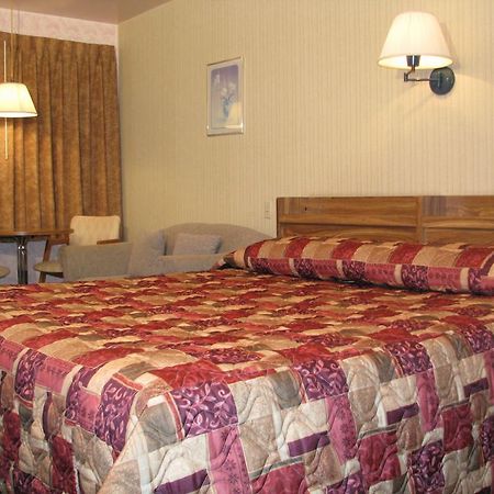 Motel St Moritz Sainte-Agathe-des-Monts Zewnętrze zdjęcie