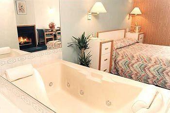 Motel St Moritz Sainte-Agathe-des-Monts Zewnętrze zdjęcie